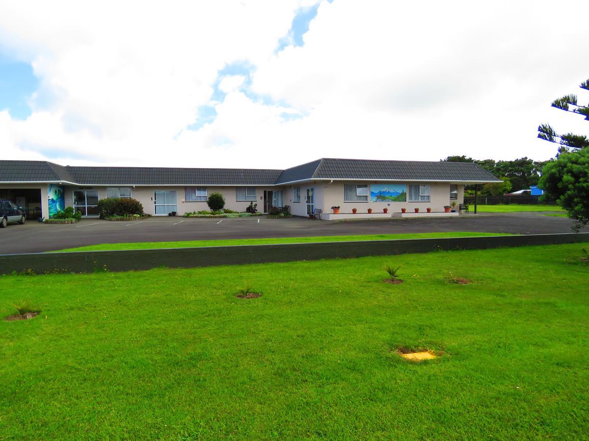 Opunake Motel And Backpackers Lodge מראה חיצוני תמונה