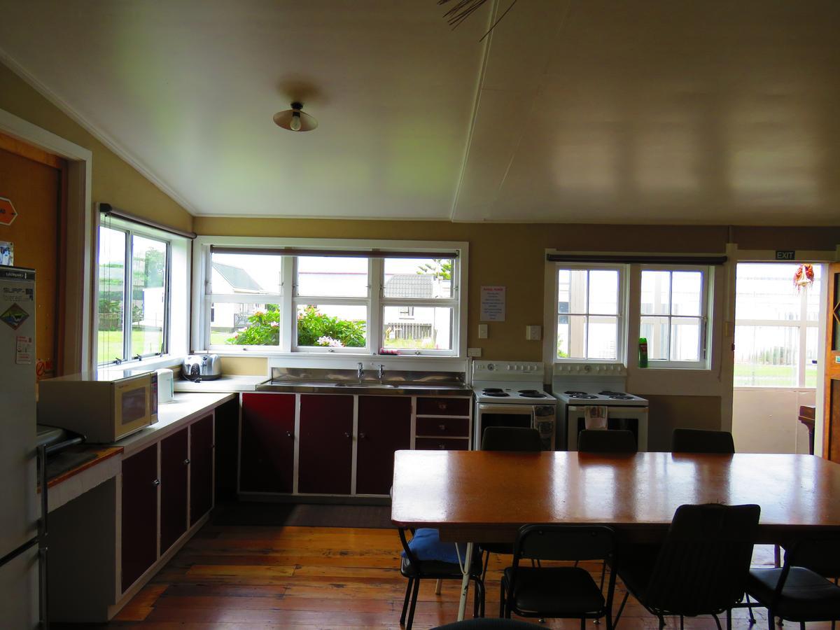 Opunake Motel And Backpackers Lodge חדר תמונה